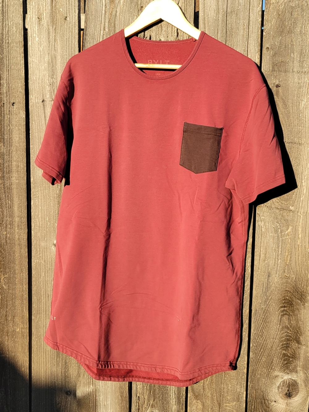 BYLT Basics Lux Pocket Men's Short Sleeve Crewneck Tee in Burgundy Size L Casual